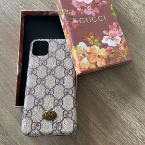 Iphone 11 pro phone case